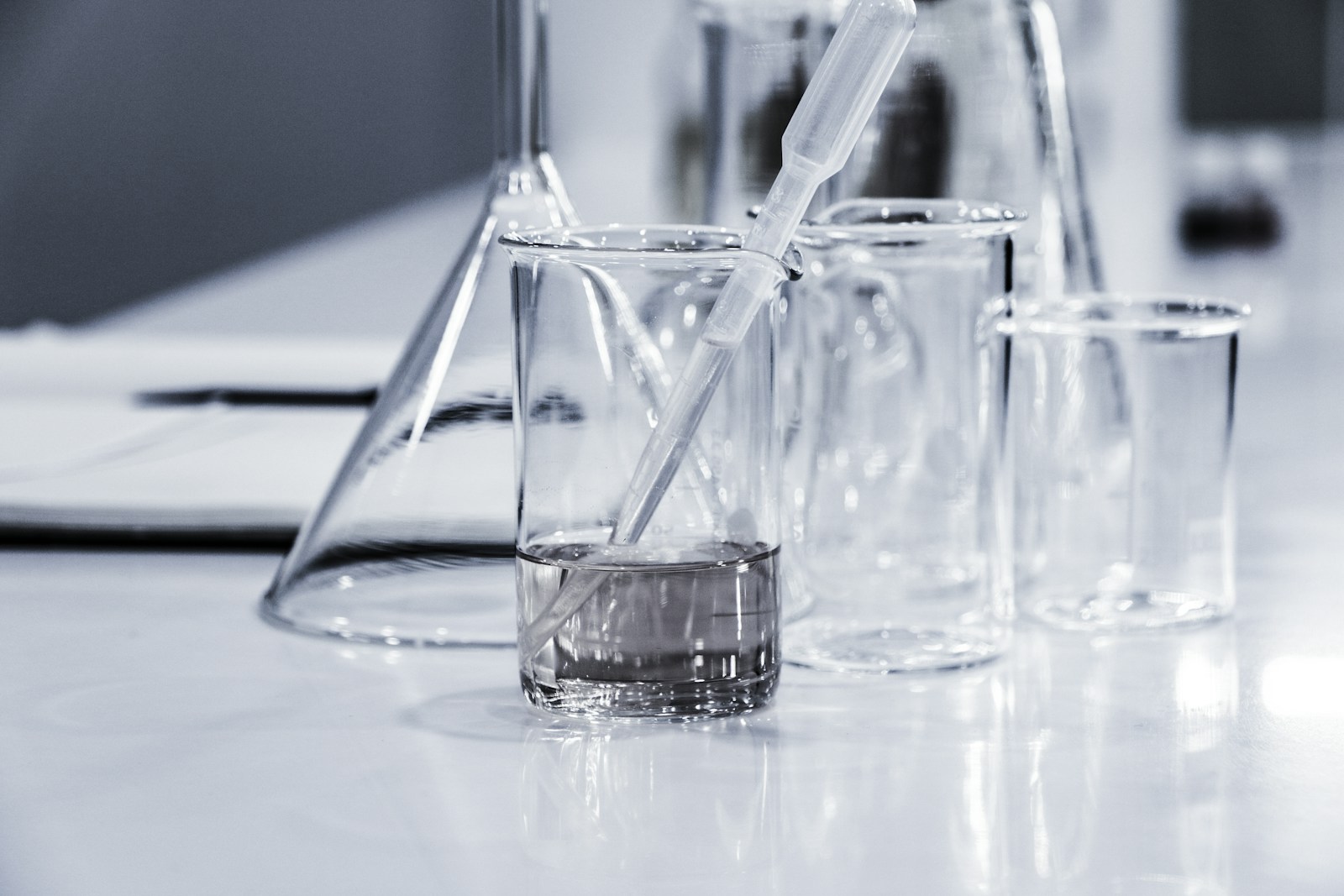 GLP, ISO 17025, ISO 10993 : How to turn constraints into allies